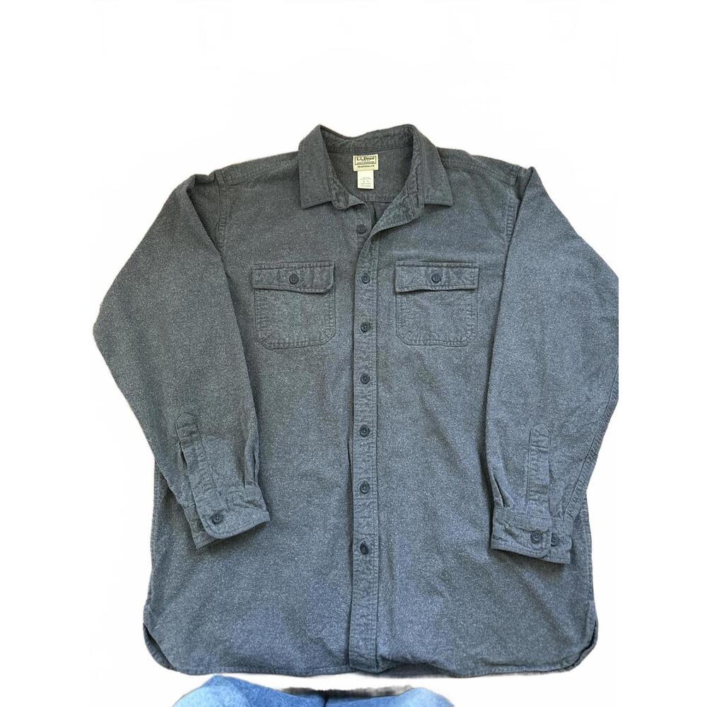 Vintage L.L.Bean Men's Gray Flannel Button-Up Shirt